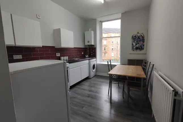 Flat to rent in Argyle Street, Finnieston, Glasgow G3