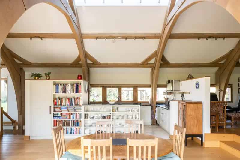 Modern 3-Bedroom Home in Wiltshire Countryside