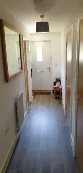 1 Bed Ground Floor Flat with Parking and Garden