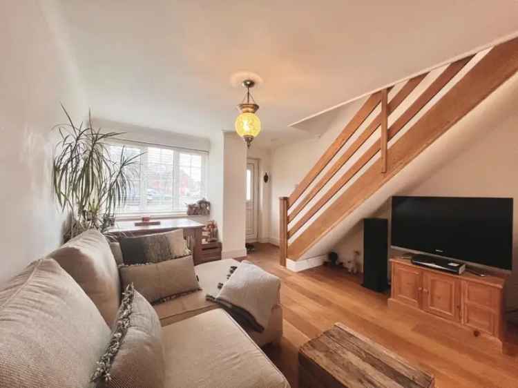 2 Bedroom House For Sale Singleton Ashford