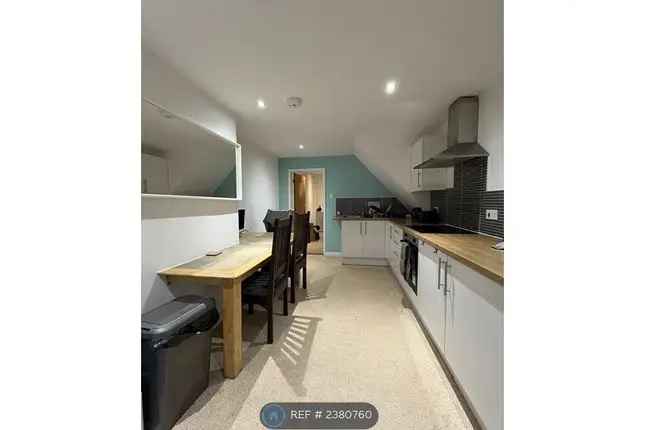 Detached House to Rent Fishponds Bristol