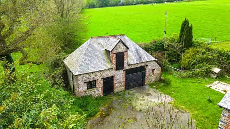 7 Bedroom Detached House to Rent - Refurbishment Opportunity