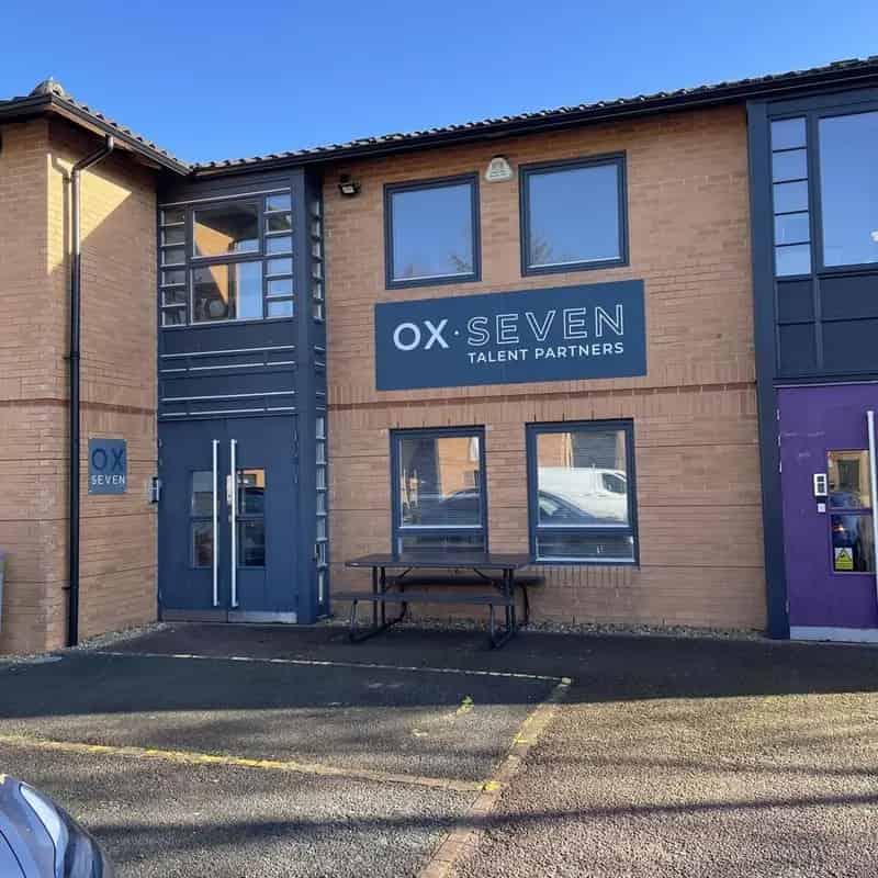 Ground and First Floor Offices in Brackley Near M40 and M1