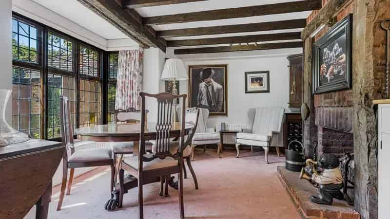 3 Bedroom Cottage for Sale in Rural Setting