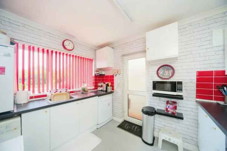 2 Bedroom Bungalow for Sale in Eastbourne