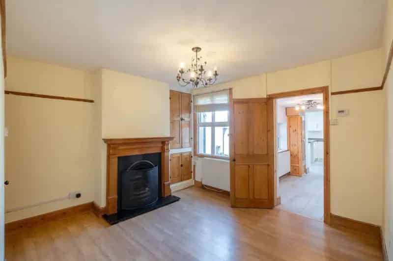 2 Bed House for Sale Near A6