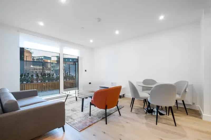 2 Bedroom Apartment Lancaster Canal-Side Jewellery Quarter