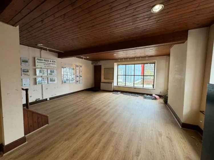 Spacious Town Centre Commercial Premises Mixed Use Potential
