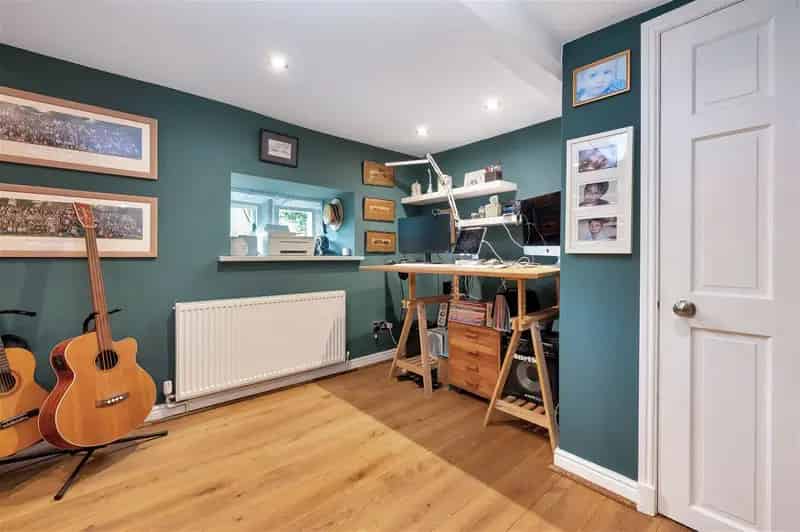 4 Bedroom Detached House Ashover Chesterfield
