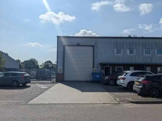 Warehouse with Office Space and Secure Yard