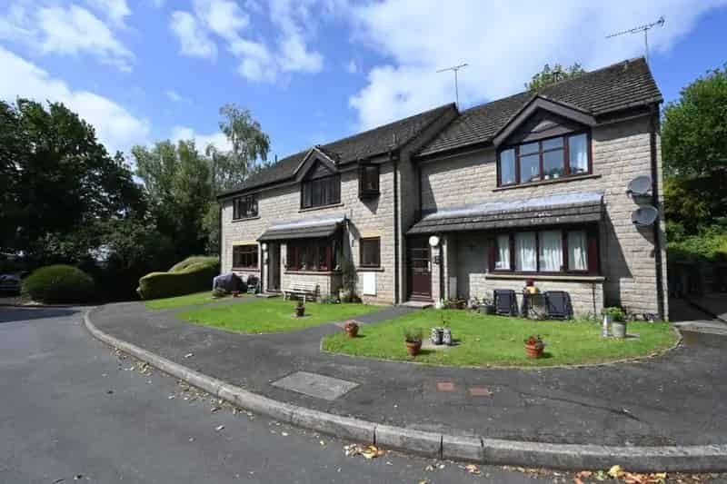 2 Bed Ground Floor Apartment For Sale - Buy To Let Investment