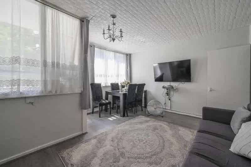 3 Bed Flat for Sale near Brick Lane