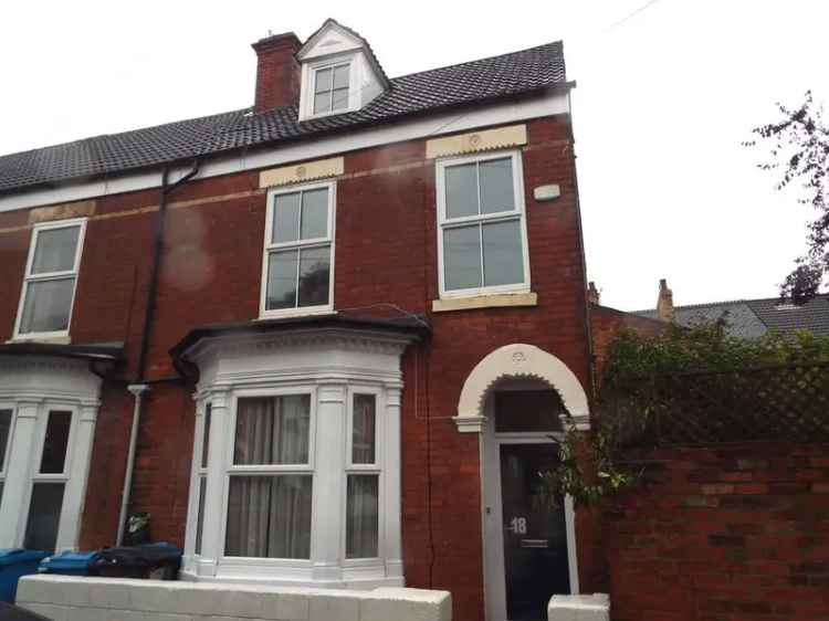 3 bedroom end of terrace house for sale