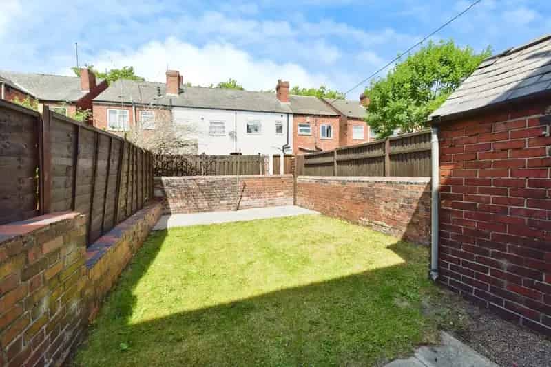 2 Bedroom Terrace House for Sale in Clifton South Yorkshire