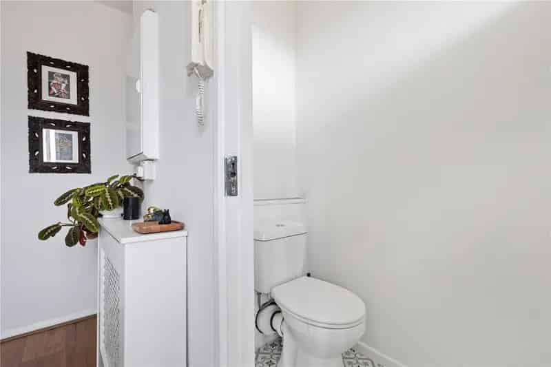 2 Bedroom Flat in Balham SW12 Near Tooting Common