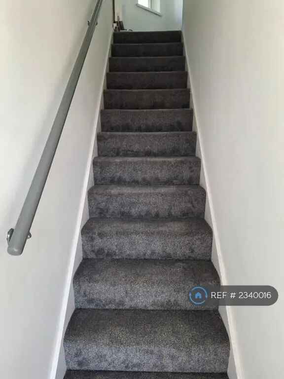 1 Bedroom Maisonette Longfield Road B31