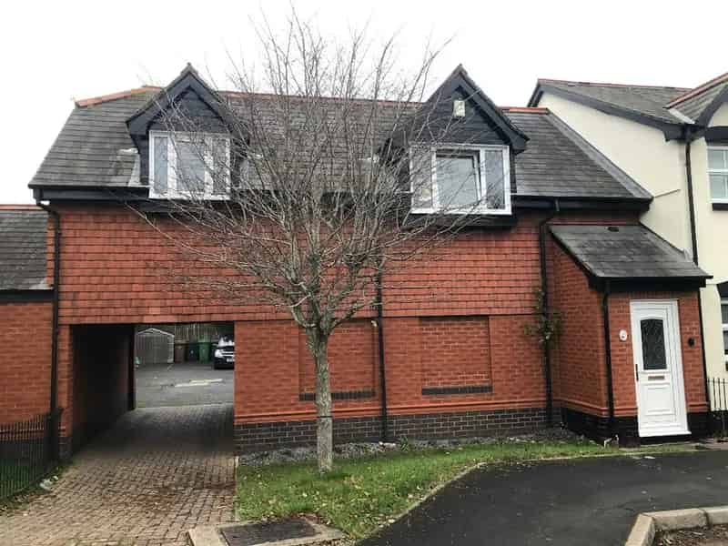 Immaculate 1 Double Bedroom Coach House Exeter Alphington Parking Garden