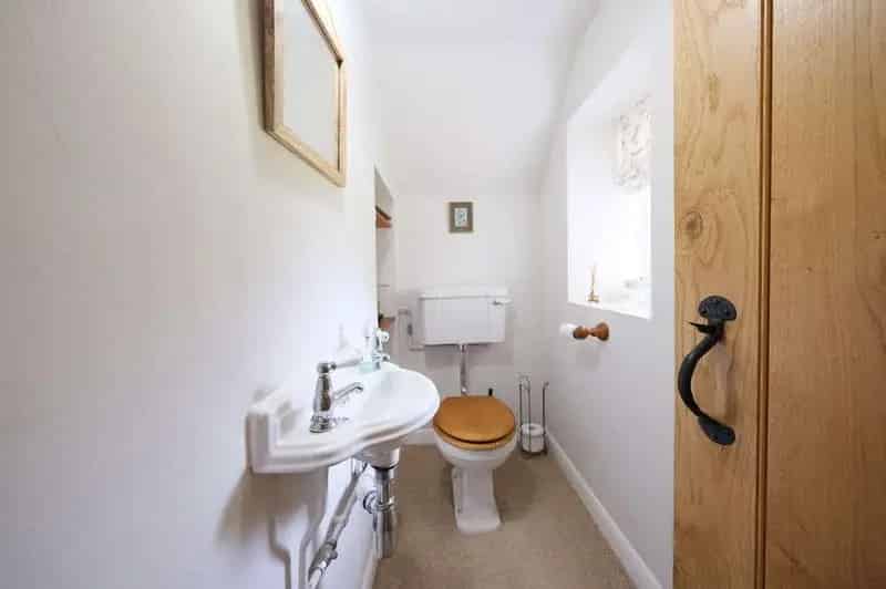 4 Bed Period Cottage for Sale in Bulwick