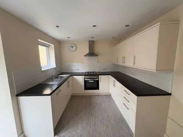 3 Bedroom Townhouse To Rent Hull Abbey Way