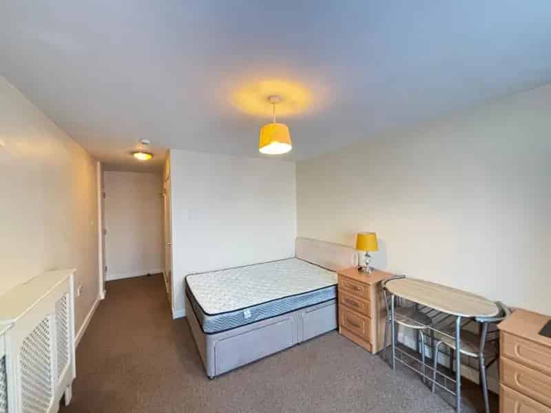 1 Bedroom House of Multiple Occupation To Rent