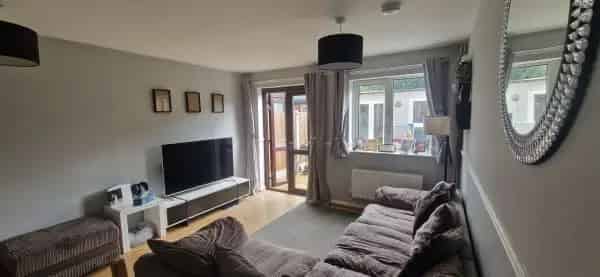 2 Bedroom House on Small Close