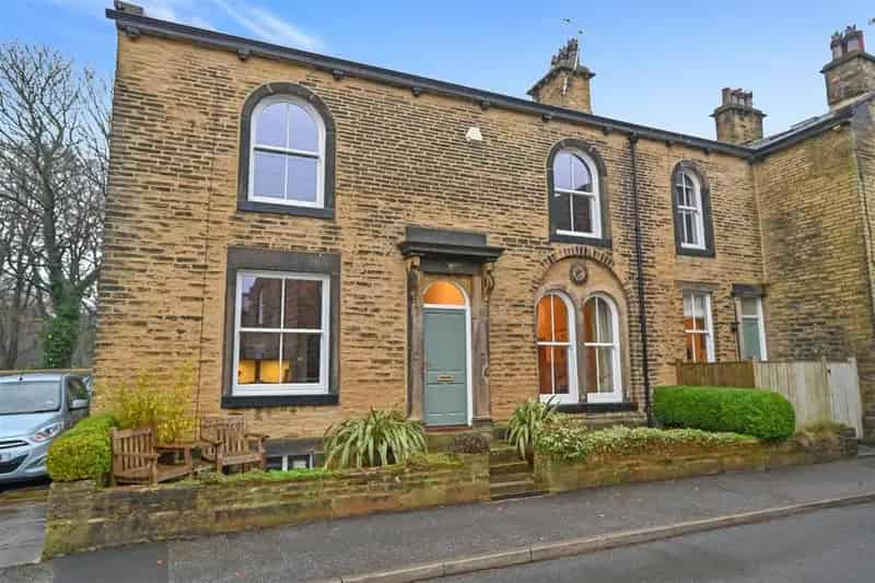 2 Bedroom House to Rent