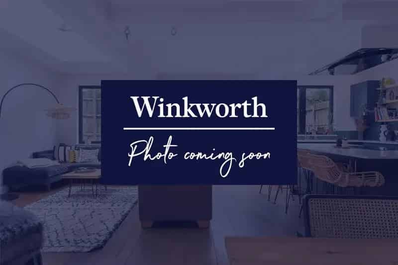 2 Bedroom Flat Apartment in London near Clapham Junction