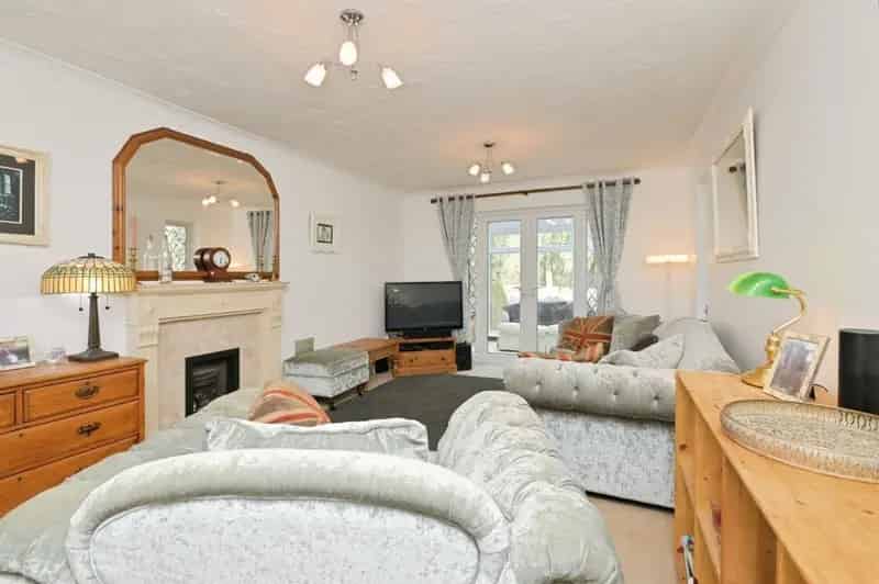 Four Bedroom Detached House Great Billing