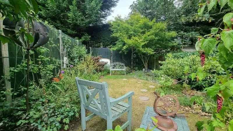 2 bed house for sale
