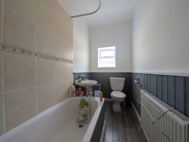 2 Bed House for Sale in Saltaire
