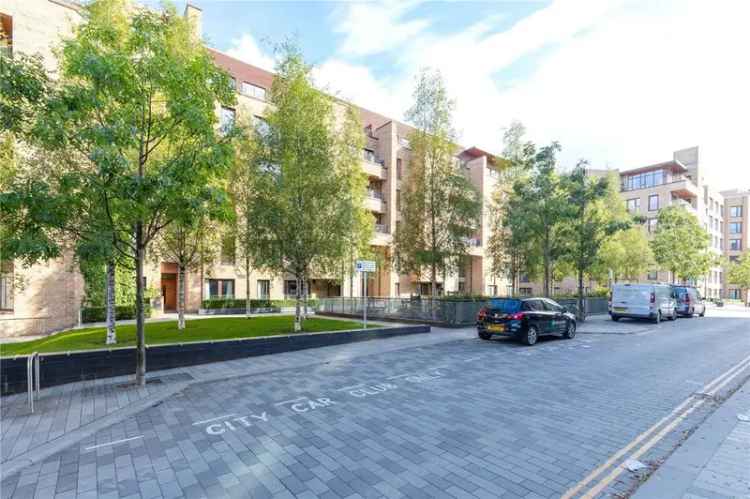 3 Bedroom Apartment to Rent in Fountainbridge