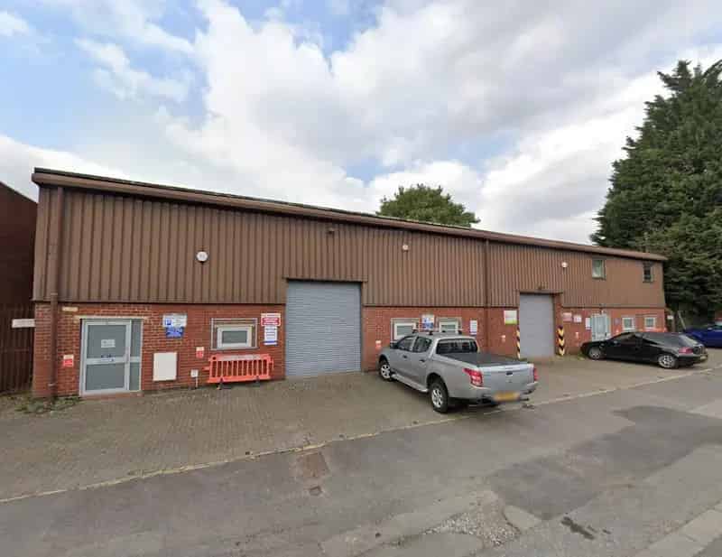 Industrial Warehouse Units for Sale or Lease near Warwick Hospital