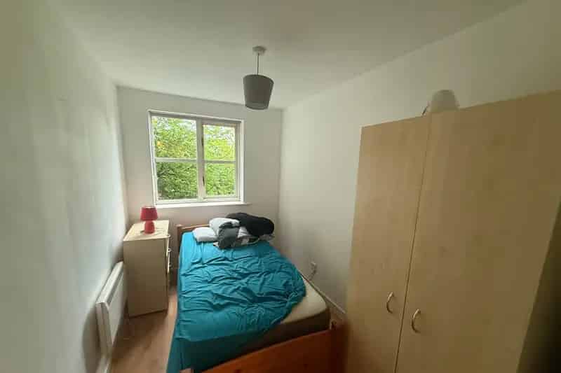 2-Bed Furnished Apartment near Manchester City Centre
