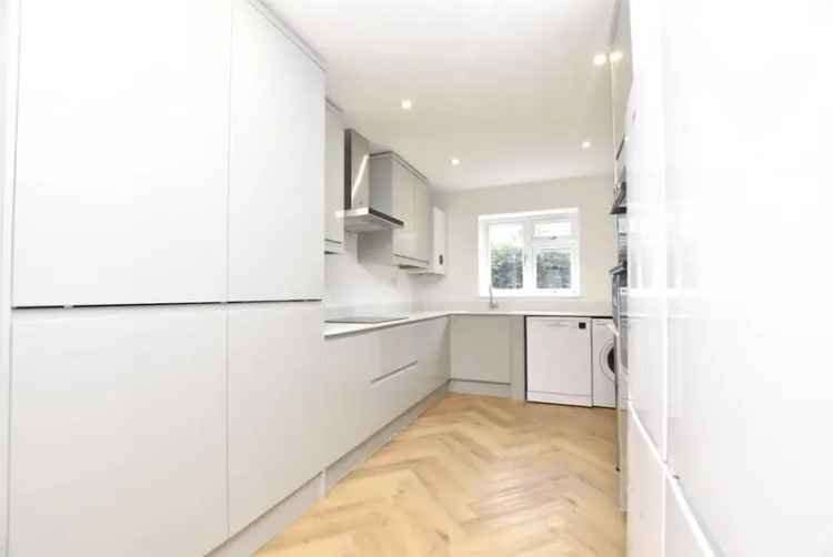 1 Bedroom Detached House Room - Bills Included - No Deposit