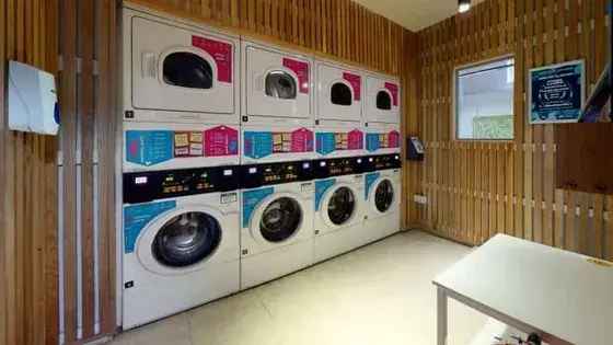 Manchester 1 Room Flat 40m2 with Amenities