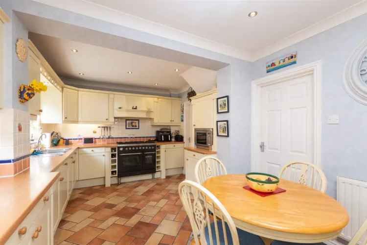 4 Bedroom Semi-Detached House for Sale Near Countryside