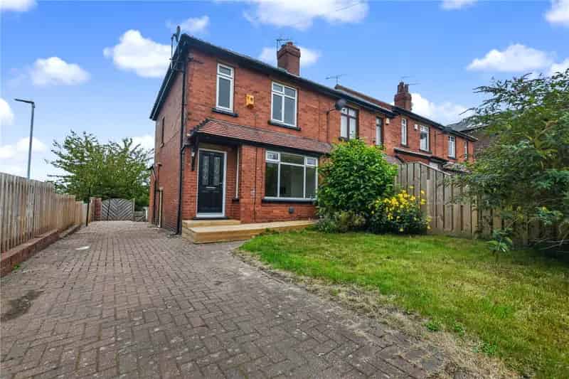 House For Sale , Leeds, England