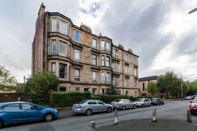 2 Bedroom Flat to Rent in Dennistoun Glasgow