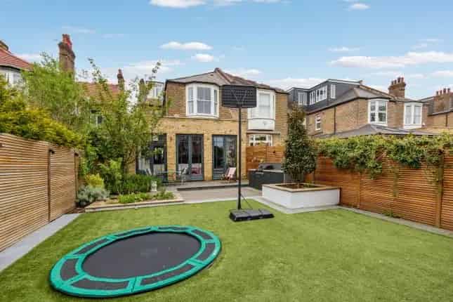 Semi Detached House For Sale Twyford Avenue Ealing London W3