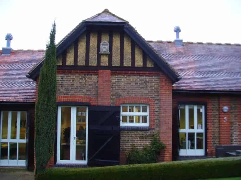 Ground Floor Office Space with Parking and High Speed Broadband
