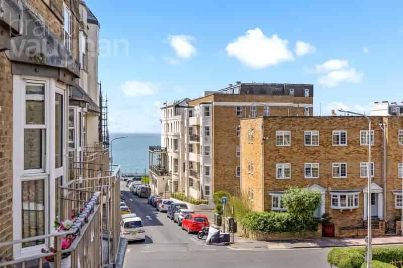 1 Bedroom Retirement Property for Sale