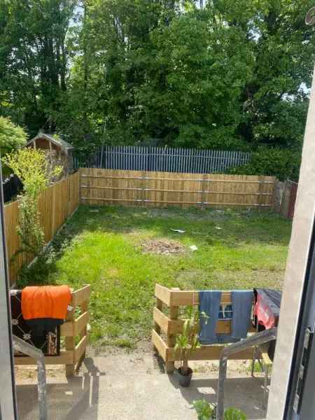 House For Rent in Gravesham, England