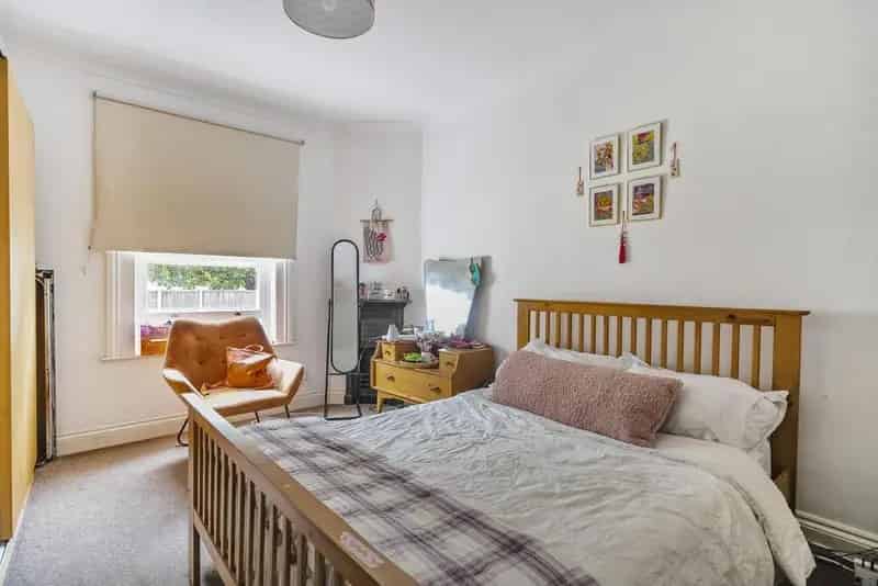 One Bedroom Flat Forest Hill Central London Links