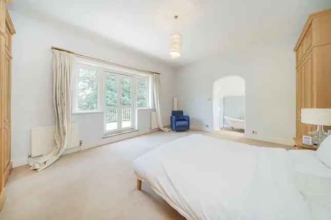 Semi-detached house for sale in Oakleigh Park North, London N20