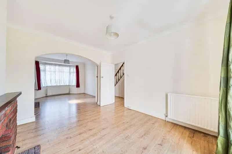 3 Bed House for Sale Near Beckenham Hill Station