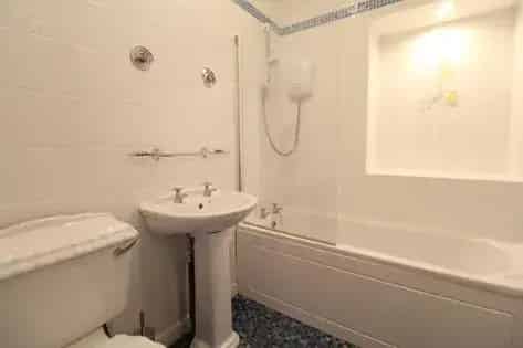 1 room flat of 56 m² in Aberdeen