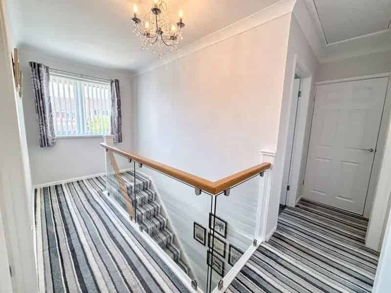 4 bed house for sale