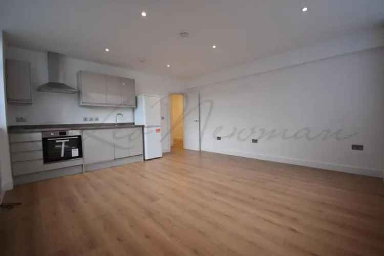 1 Bedroom Flat with Parking Basingstoke