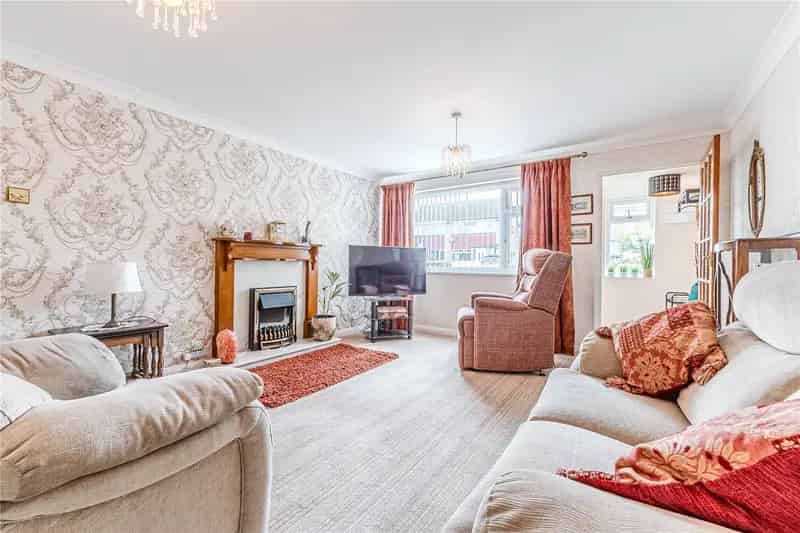 Two Bedroom Semi Detached House Rothwell
