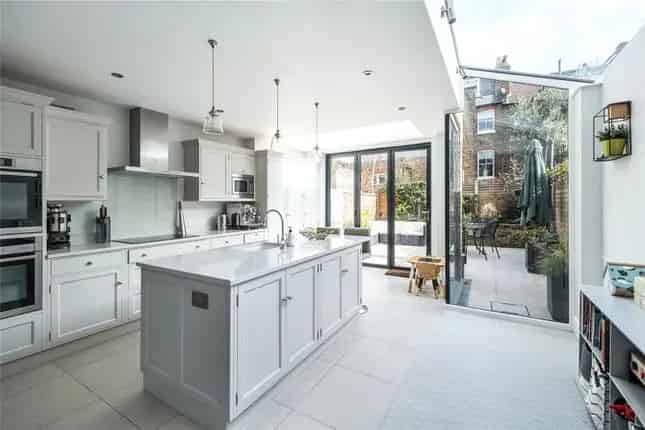 Victorian Terrace House Highbury Islington 4 Bedrooms 2 Bathrooms Family Home